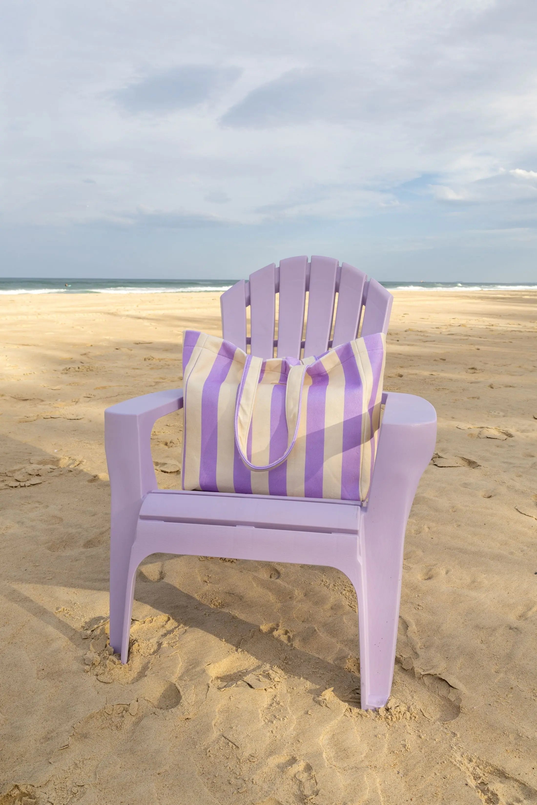 LILAC LEMONADE CARRY-ALL TOTE | LARGE BEACH & EVERYDAY TOTE BAG